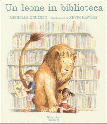 Un leone in biblioteca. Ediz. mini